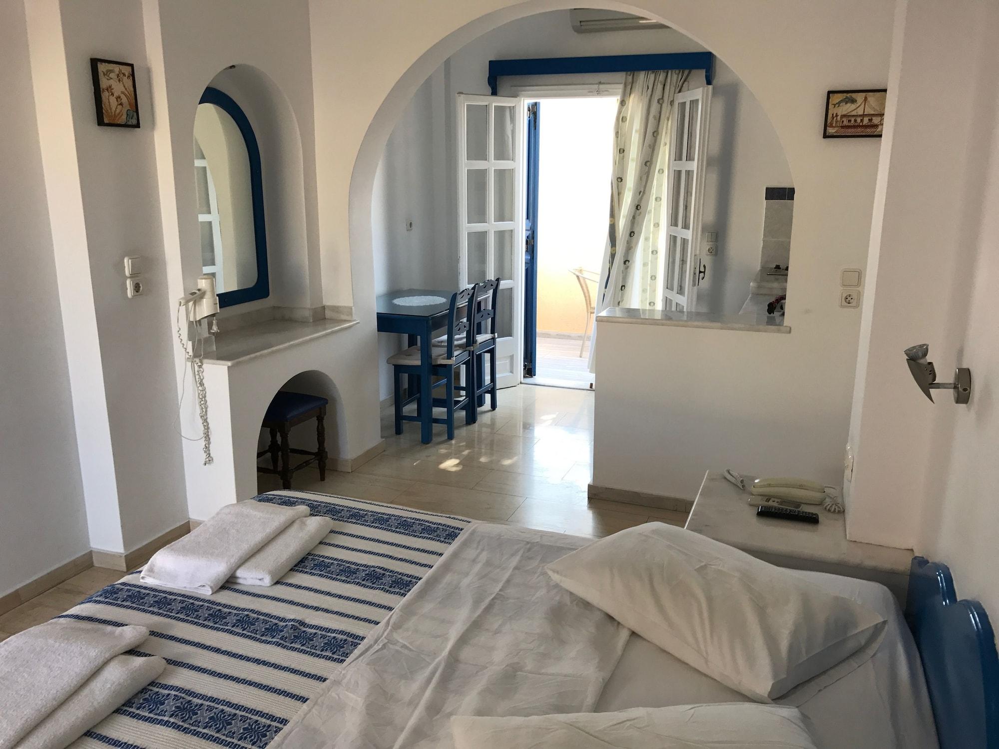 Dioskouri Art Villas Kamári エクステリア 写真